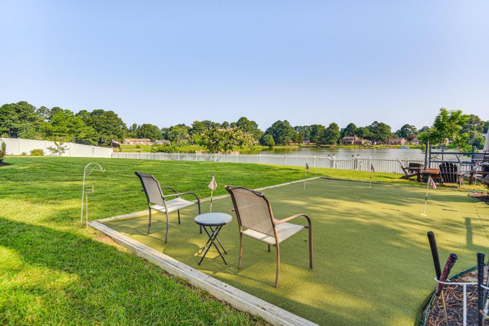 Luxe Lakefront Portsmouth Home Fish, Swim and Play!
